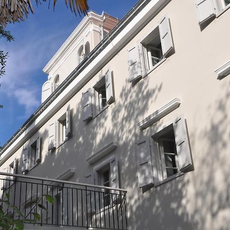 Hotel Villa Elisabeth - Veli Losinj Health Resort Екстер'єр фото